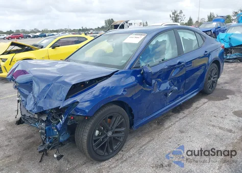 2025 Toyota Camry Se из США, поврежденный, VIN 4T1DAACK0SU140199